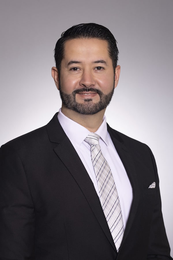 Alex Fernandez, part of the Kay Properties and Investments team