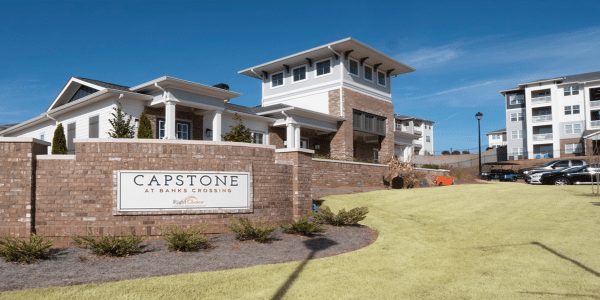 Capstone at banks crossing